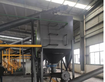 Converting Solid Waste to Diesel with Batch Type Mingjie Pyrolysis Machine Solution