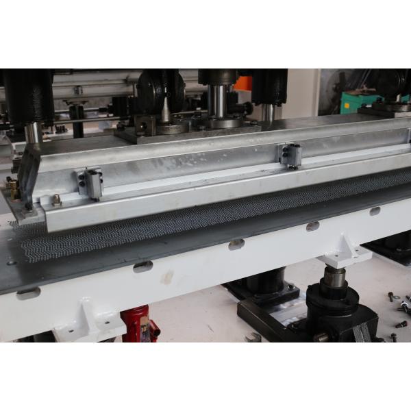 Middle Speed Nonwoven Needle Punching Making Machine for all nonwoven used