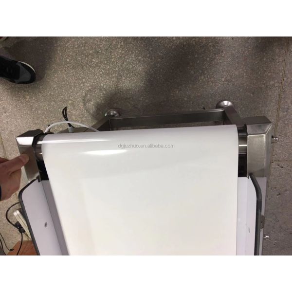 Automatic Digital LCD Display Screen Conveyor Metal Detector System JZD-366