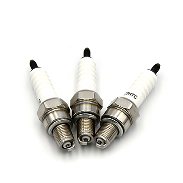 Threaded Terminal Motorcycle Spark Plug A7TC For C7HSA Z9Y UR4A