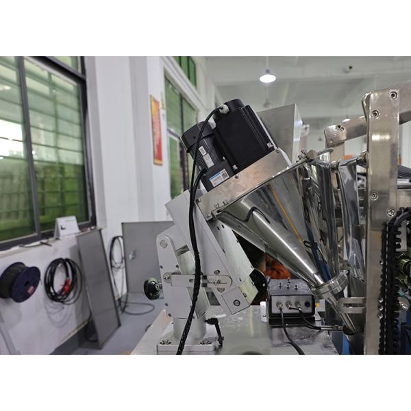 Servo Drive Liquid Packaging Machine 4 Side Sealing Packing Machine High Quality Cream Filling 80bags/min Low Cost