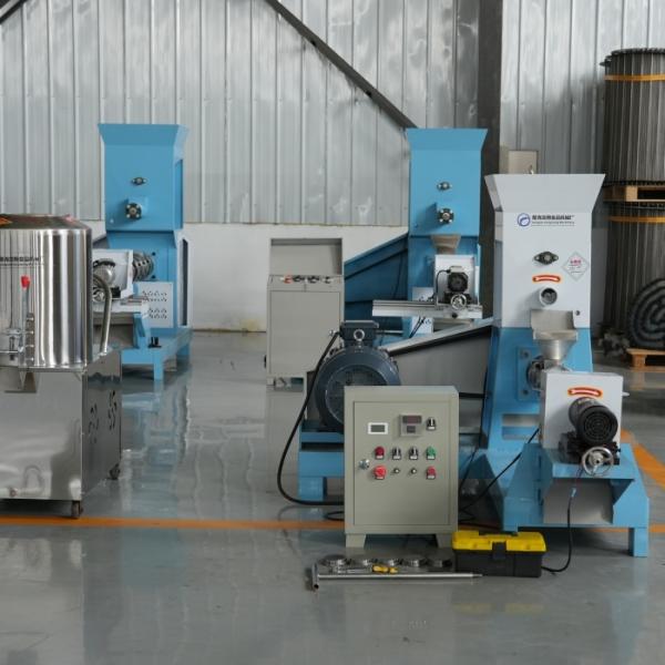 Floating Fish Feed Mill Pellet Extruder Making Machine 380V
