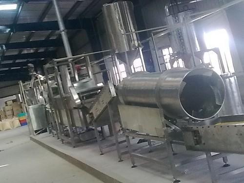 Large Capacity Corn Snack Extruder Machine High Speed Puff Food Production