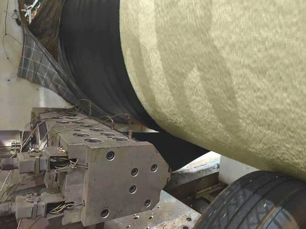 Polyurethane Foam Spray Coating Machine for Steel Pipes
