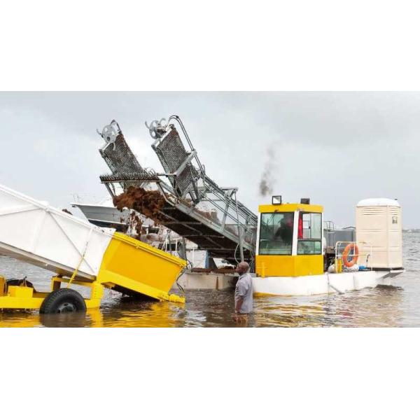 Aquatic Weed Harvester/River Cleaning Boat/Algae Cutting Machine