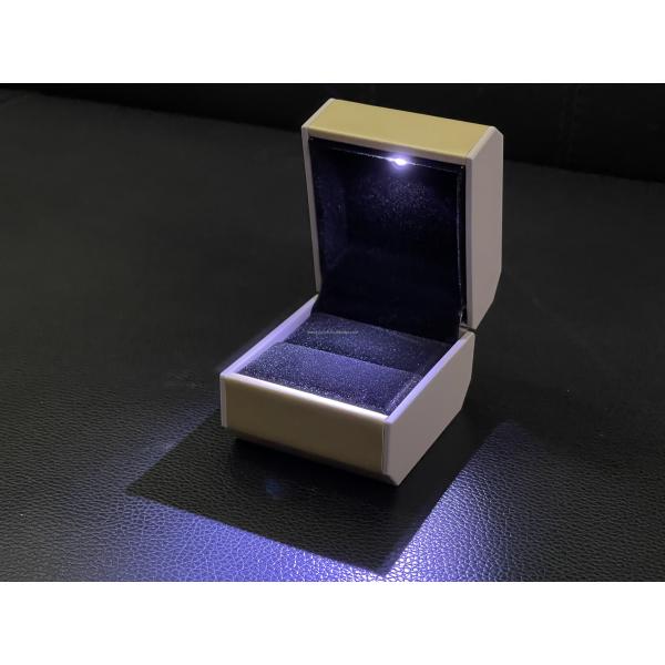 Customized Your Logo-Gold Pu Leather LED Ring Box