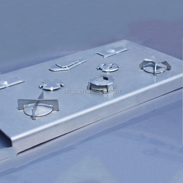 Distillation Towers Titanium Equipment Internal Bubble Cap Plate