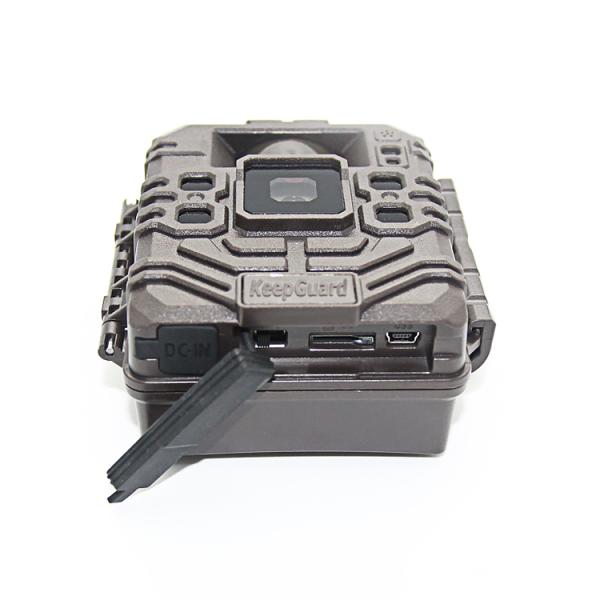 Dustproof Bluetooth Trail Camera 4 Sensitivity SDHC Card With Viewing Screen