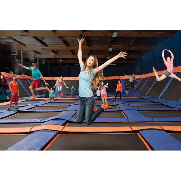 CE Certified Large Rectangular Inflatable Amusement Park for Indoor Fun and Exercise