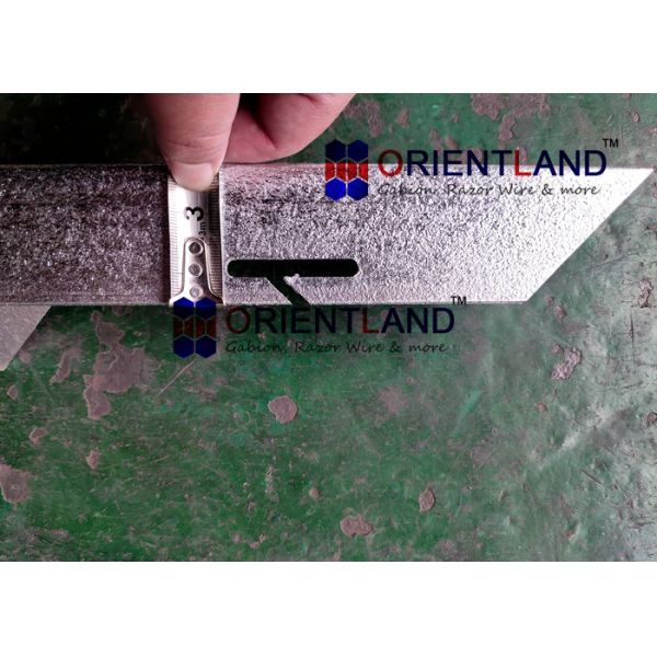 2m Length Security Razor Wire Post Or Poles 50x50 Mm