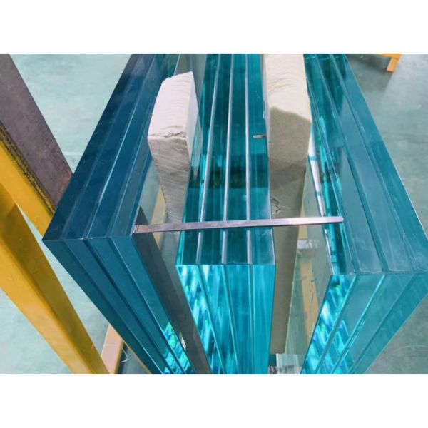 Solid Structure CE Certificate 7mm Thickness Laminated Frosted Glass from Philippines