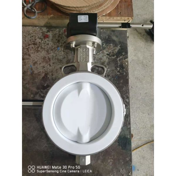 PTFE lined butterfly valve