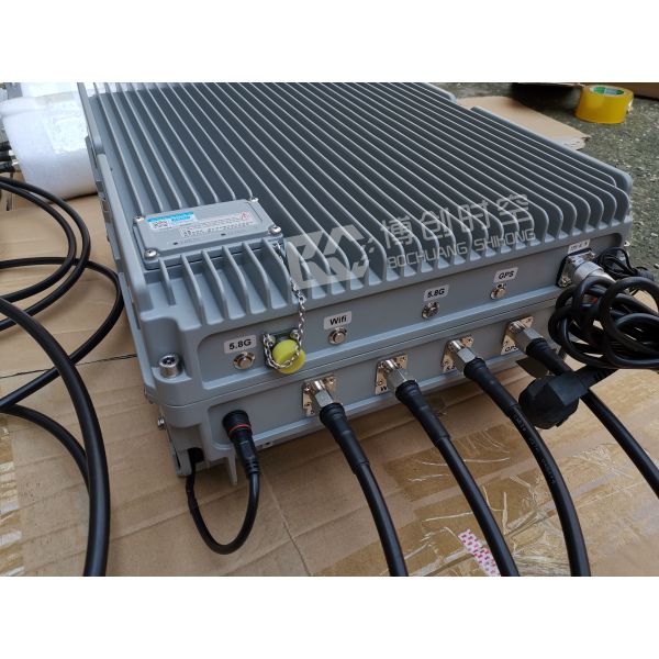 Fixed UAV jammer 1500m all day automatic drive off forced landing return UAV reaction equipment anti UAV jammer drone