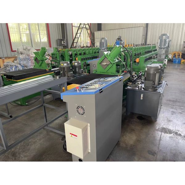 0.3-1.5mm thickness auto change size fast speed stud and track forming machine