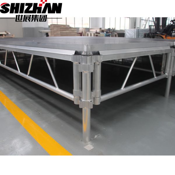 Quickly Assemble Portable Catwalk Stage For Event