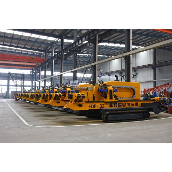 Full Hydraulic Horizontal Directional Drilling Rigs FDP-32 , Self-propelled