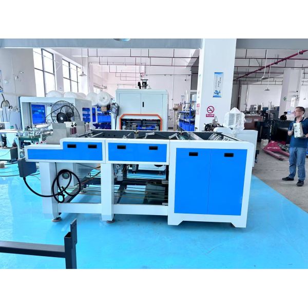 High-Precision Automatic Die Cutting and V Grooving Machine with Automatic Correcting Structure and 10-40m/min Speed