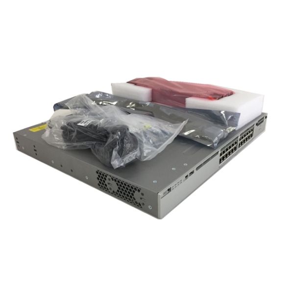 IP Base Feature Set 24 Port Stackable Switch , Rack Mount Poe Switch WS-C3850-24U-L