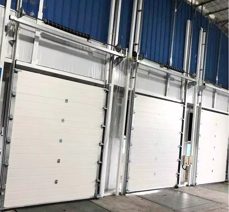 Overhead Sandwitch Insulated Sectional Doors Automatic Vertical Lifting Roll Up Commercial