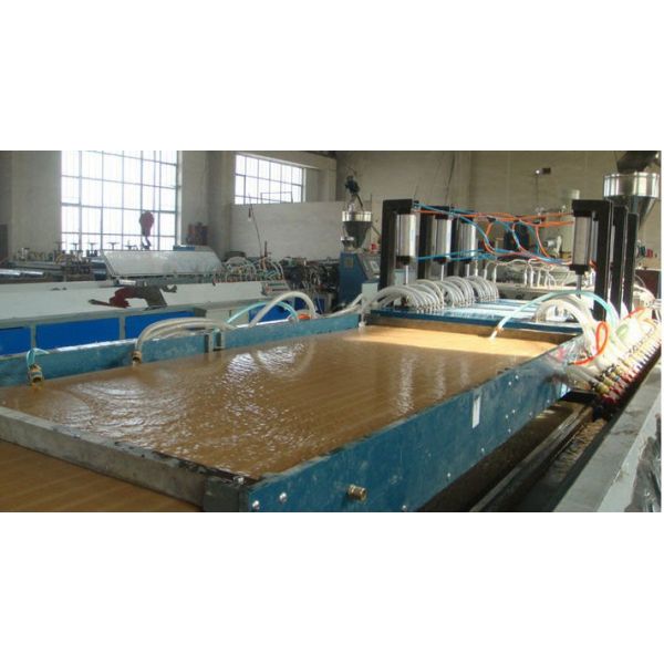 Fully Automatic Plastic Sheet Extrusion Machine Twin Screw Extruder 100-400Kg/H