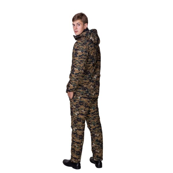 Dyed Processing Type Camouflage Padded Jacket for Winter Outdoor Adventures