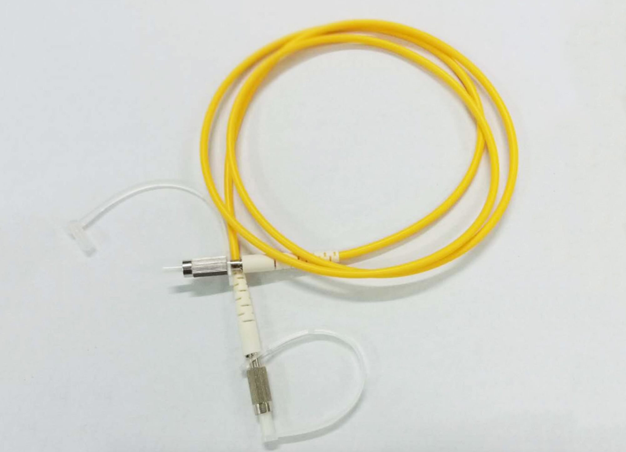 Single Mode Fiber Optic Patch Cord with DIN/PC Connector and Simplex/Duplex Configuration for Reliable Data Transmission