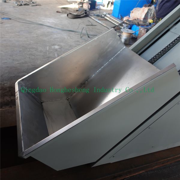 Hoisting Machine Bucket Elevator for Kneader Rubber Mixing Mill