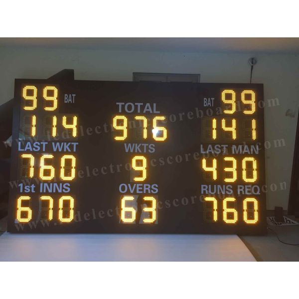 Yellow Electronic Cricket Scoreboards , Cricket Digital Scoreboard Waterproof Frame