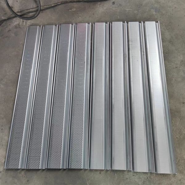 Metal Roller Shutter Up Door Making Machine / Roller Shutter Door Frame Steel Slat Roller