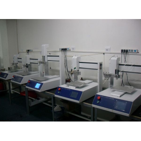 High Efficiency Robot Automatic Glue Dispenser 60HZ With Two Working Area