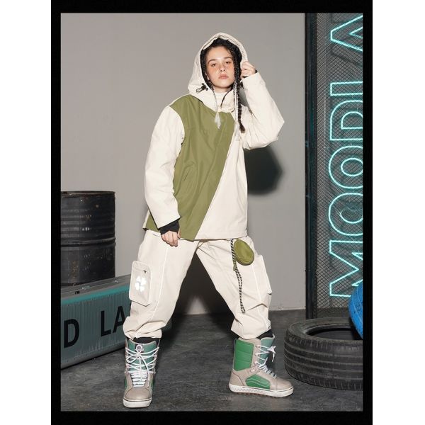 Sample Unisex Ski Pants with Windproof and Rainproof Features Quick Dry Technology