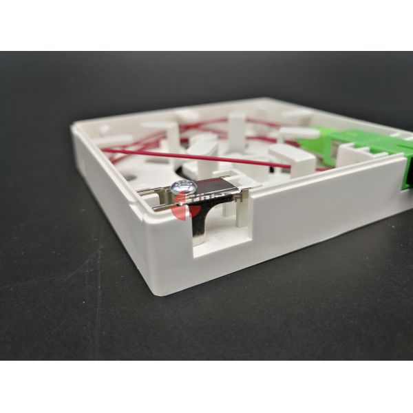 SC/APC Wall Mount Fiber Termination Box Socket Panel 2 Ports With Metal Cable Clamp