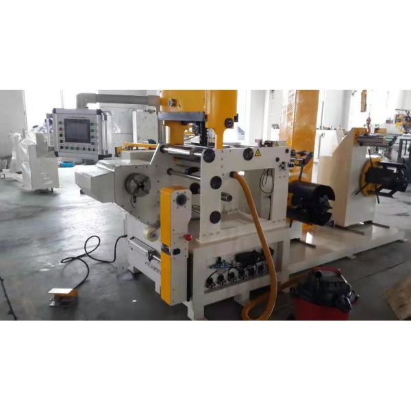 300mm Width Copper Strip Transformer Foil Winding Machine Cold Pressure Welding
