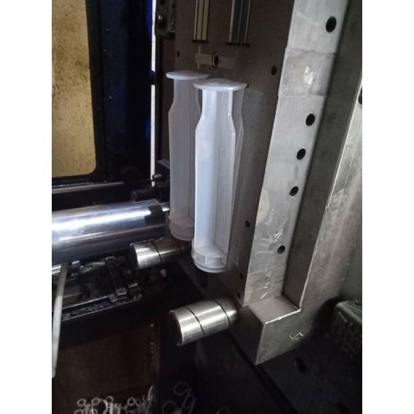 Plastic Syringe Manufacturing Machine 2400KN Clamping Force C