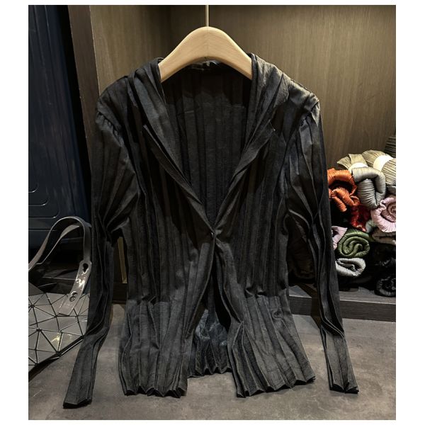 High-end Korean Style Pleated Solid Color Single Button Breathable Blazer Elegant Casual Lazy Atmosphere Slimming Cardigan for