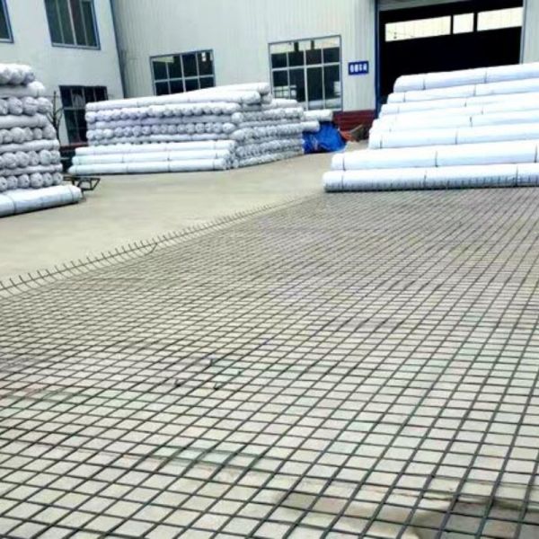 High Stability Geogrid Soil Stabilization Rough Embossed 50M Geo Grid For Driveway