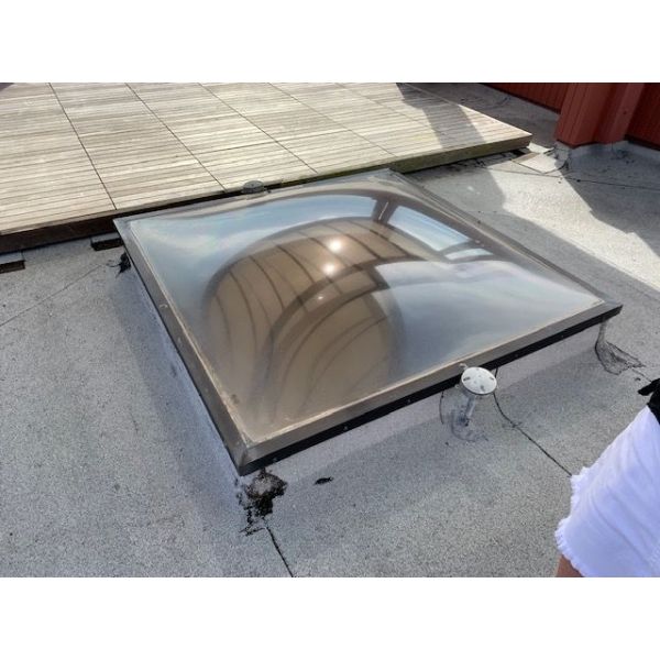 Customized Transparent Polycarbonate Pyramic Skylight Dome, Easy to Install & Transport, Custom Sizes Available, Long Lasting Roof Light Cover