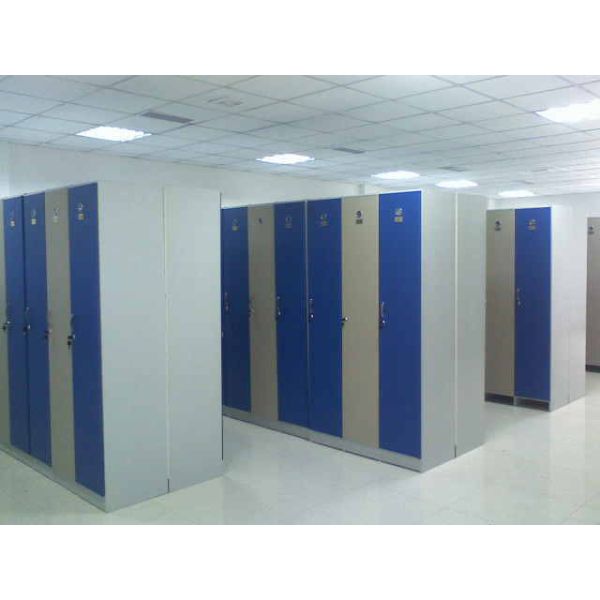 18 Comparts 3 Column IOT Locker Triple Tier Lockers Durable / Lightweight