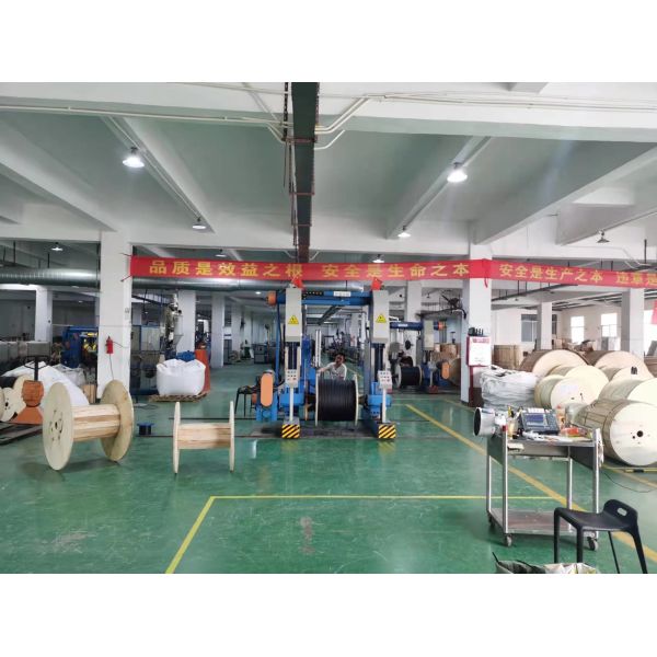 24 48 96 Core Overhead Self Supporting Figure 8 Fiber Optic Cable Single Mode G652d Armored GYTC8S GYTC8A