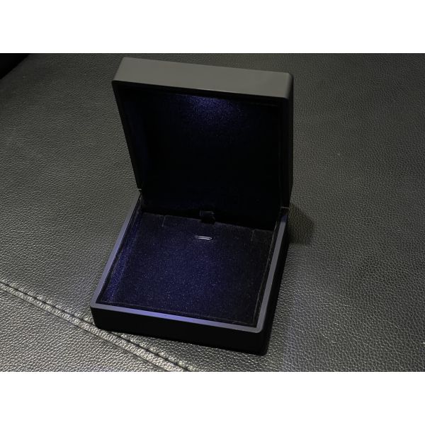 Black LED Big Necklace Box LED Customized style
