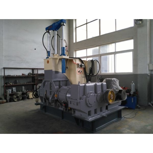 110 KW Kneader Machine For Rubber Mixing 45 Degree Tilting Angle