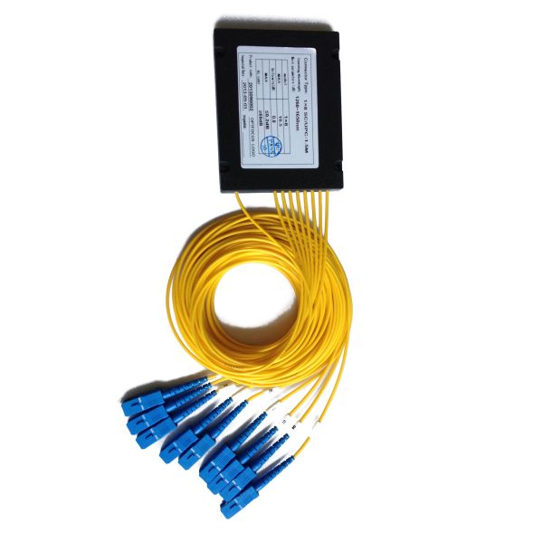 1x4 Single Mode PLC Splitter SC/APC SC/UPC Connectors For FTTx Deployments