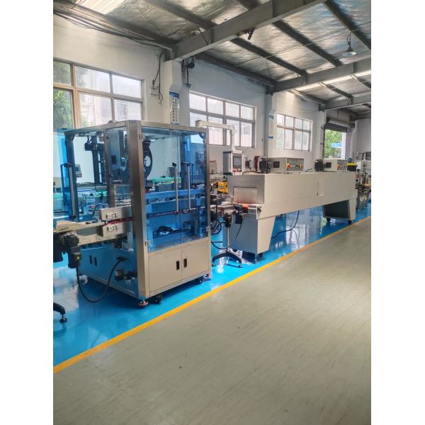 Automatic Horizontal Shrink Sleeve Labeling Machine with Steam Tunnel