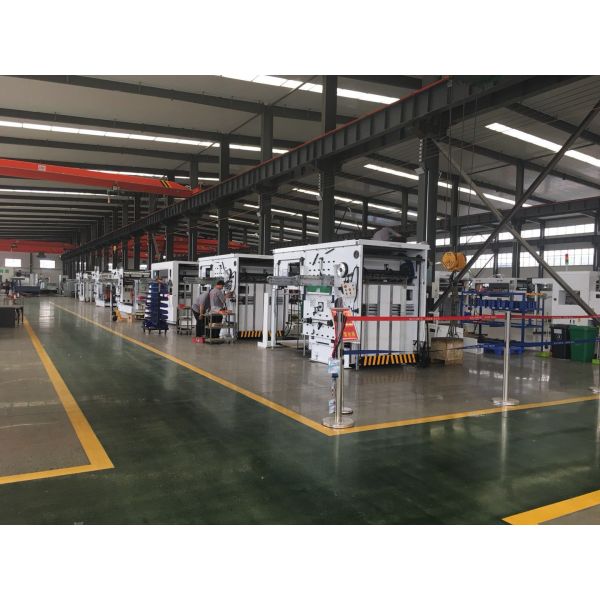 Automatic Creasing Platen Die Cutting Punching Machine For Corrugated Carton Box