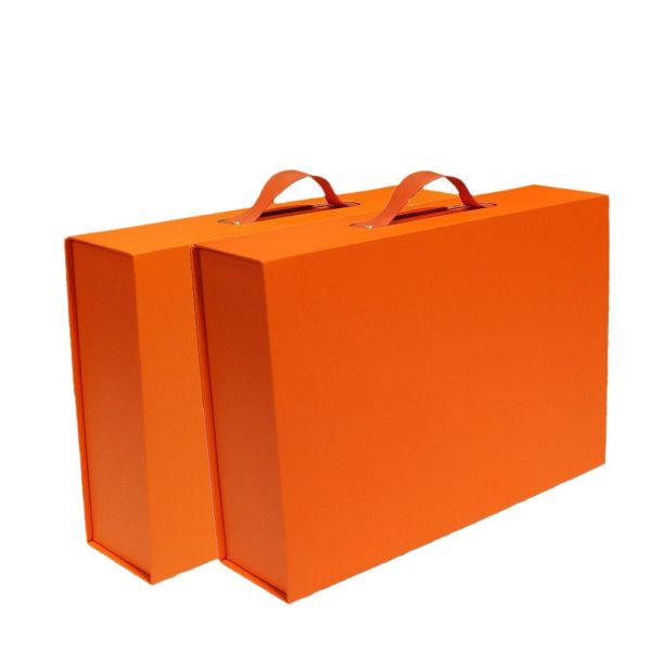 Luxury Foldable Magnetic Gift Box With Custom Logo Rigid Flat Pack Packaging For Clothing Cosmetics