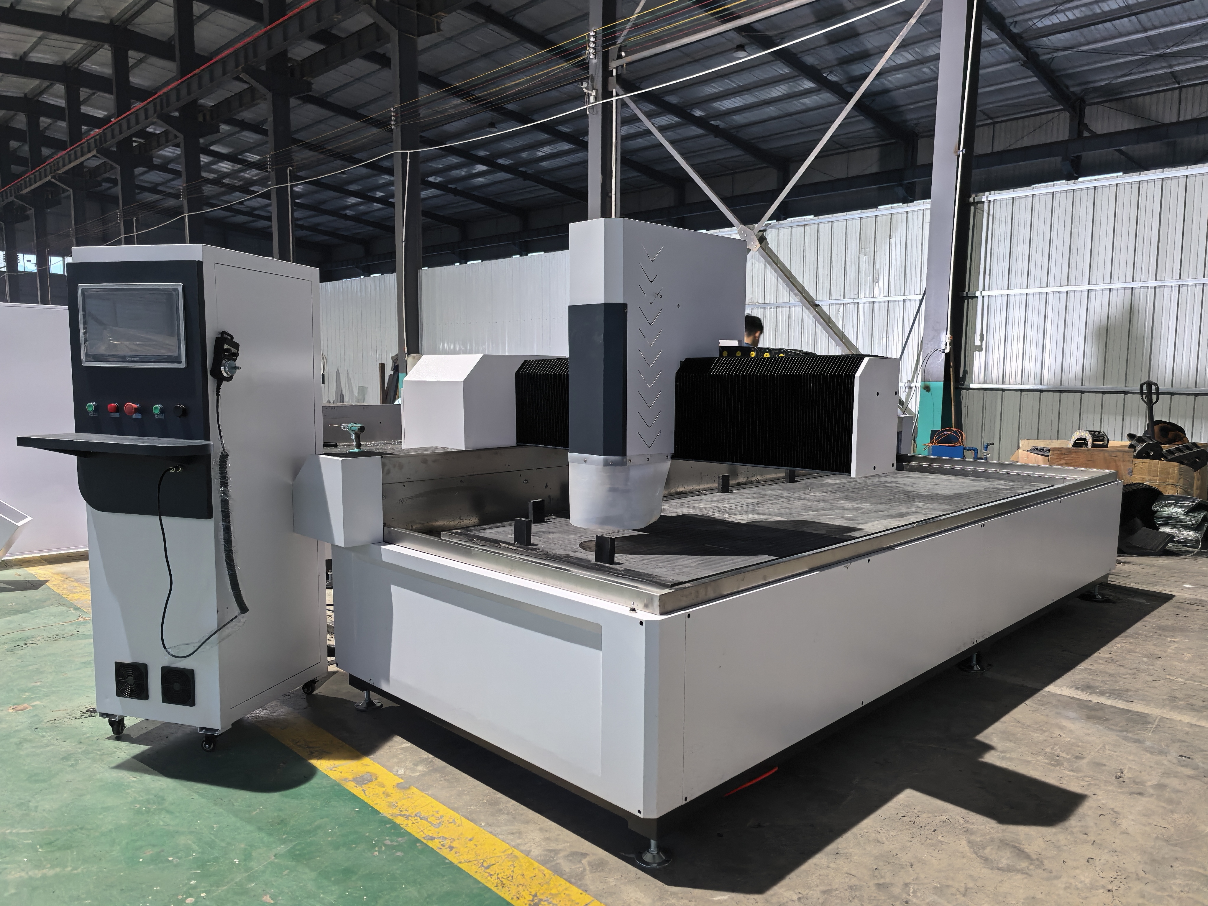 CNC Glass Milling Drilling Cutting Grinding Machine for Glass Door Processing