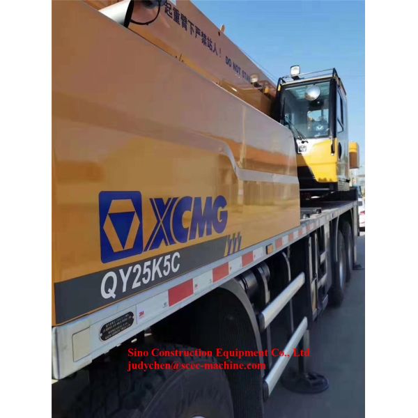 Mobile Telescopic Truck Crane