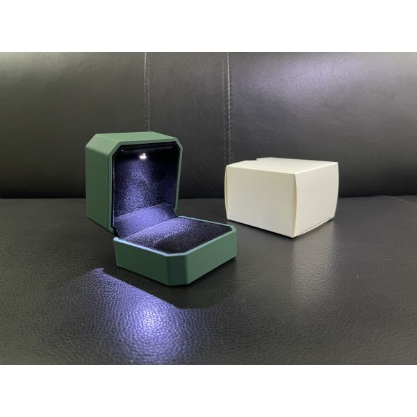 Customized Your Logo- Luxury Green Octagonal LED Ring Box