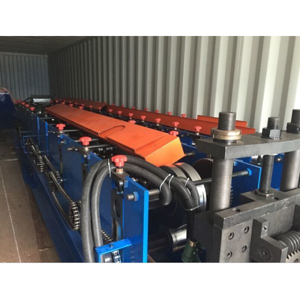 Automatically Punching PU Shutter Door Roll Forming Machine Flat Injection 24 * 0.6 * 0.9m