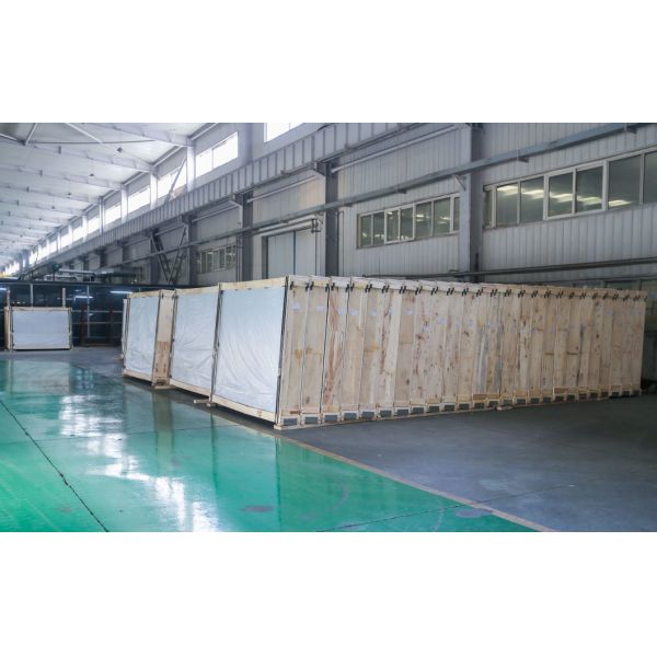Rectangular Laminated and Float Glass Stair with Flat Polished Edge Work Technology
